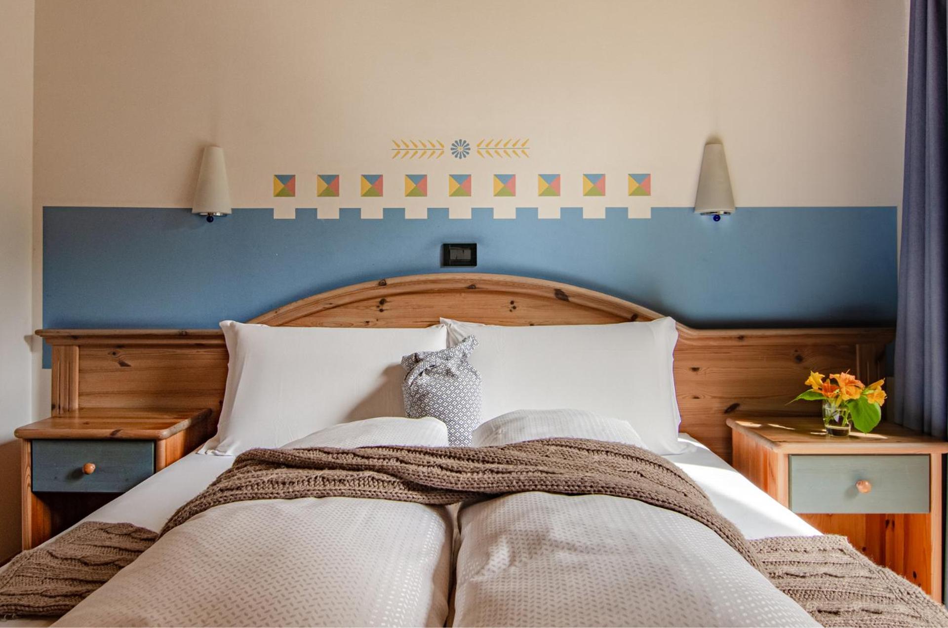 Hotel Bella di Bosco Malè Esterno foto